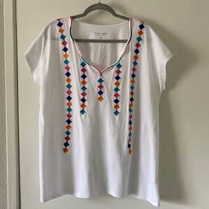 Size L Soft Surroundings embroidered shirt